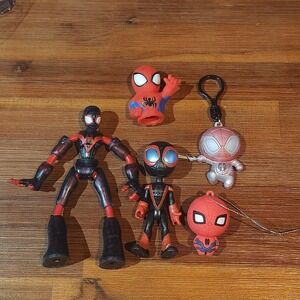 Lot of 5 Spiderman Spidey Action Figures Toys Marvel Hasbro Ornament Clip Bendy